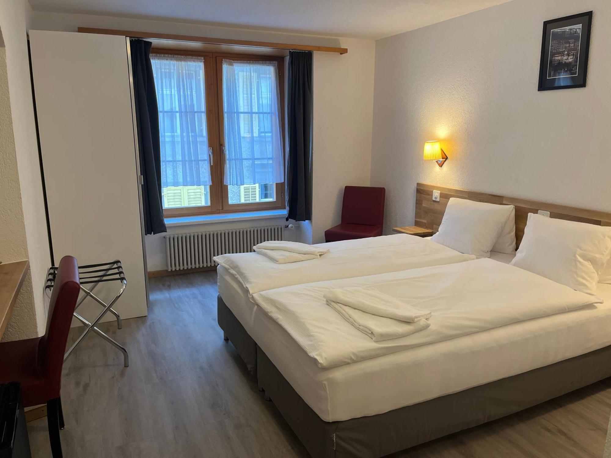 Hotel Drei Koenige Τσουρ Εξωτερικό φωτογραφία