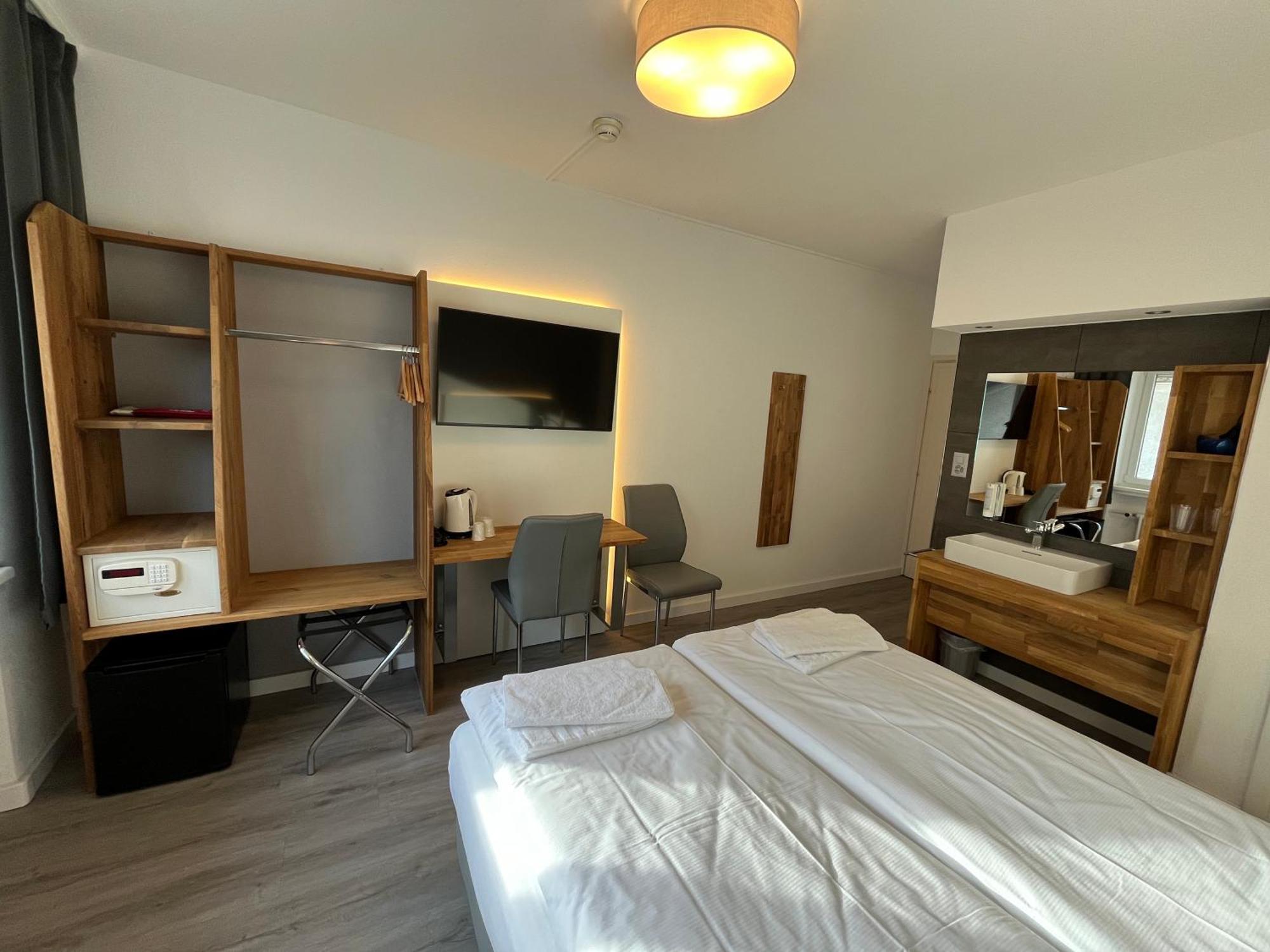 Hotel Drei Koenige Τσουρ Εξωτερικό φωτογραφία