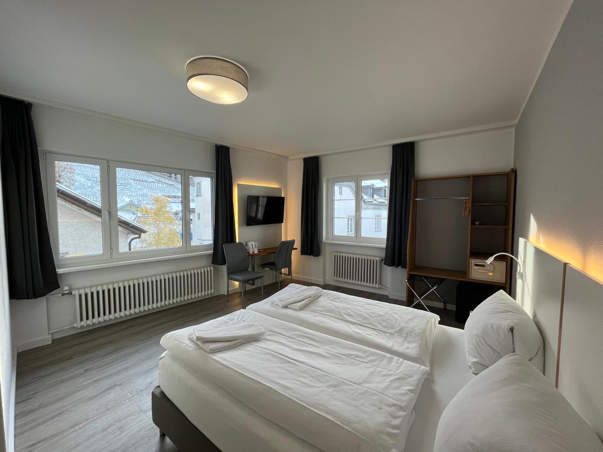 Hotel Drei Koenige Τσουρ Εξωτερικό φωτογραφία