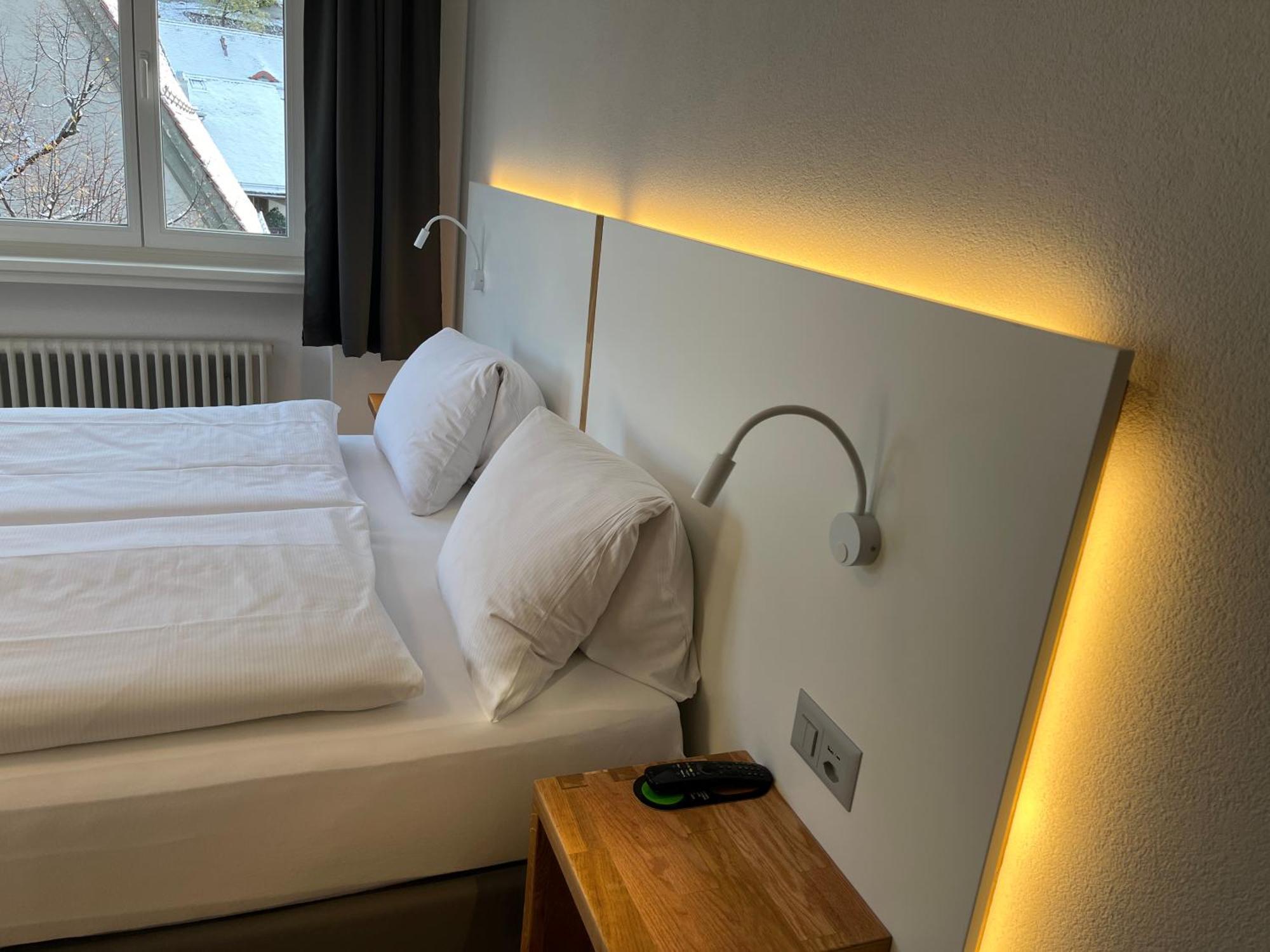 Hotel Drei Koenige Τσουρ Εξωτερικό φωτογραφία