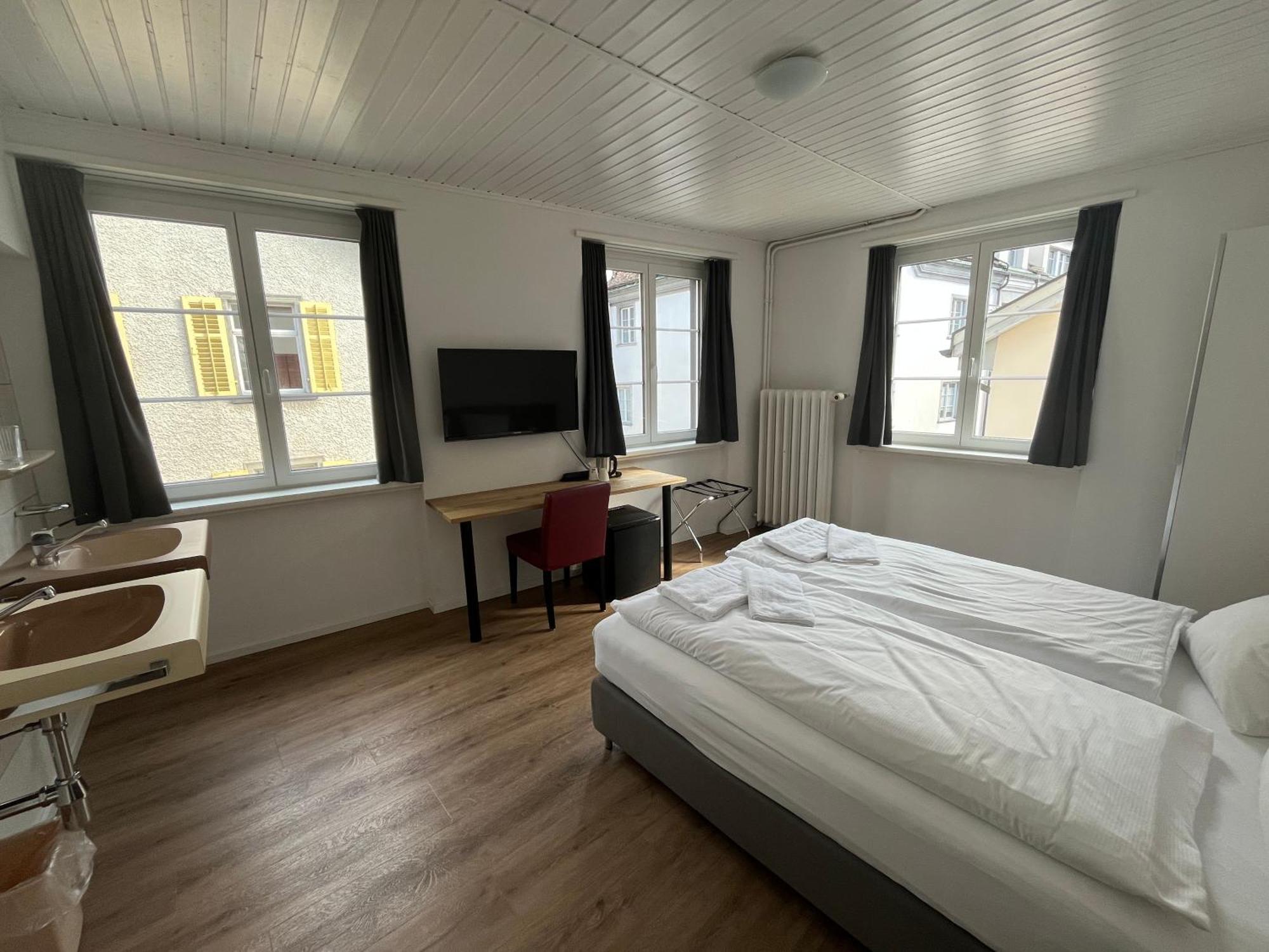 Hotel Drei Koenige Τσουρ Εξωτερικό φωτογραφία